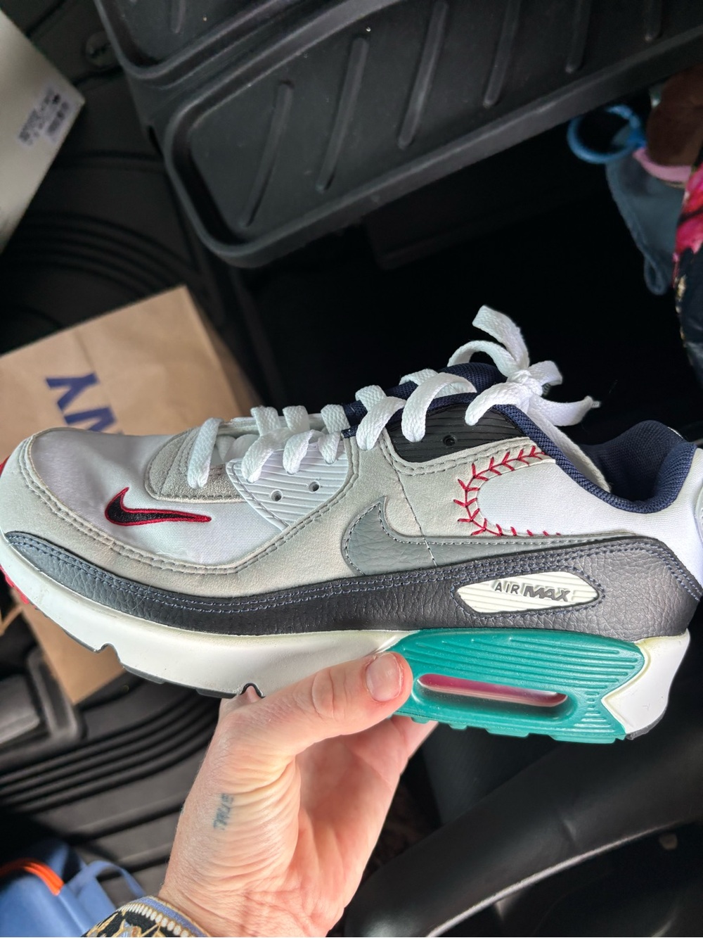 Youth 6 or womens 7.5!! Nike Air Max 90 “Griffey Swingman